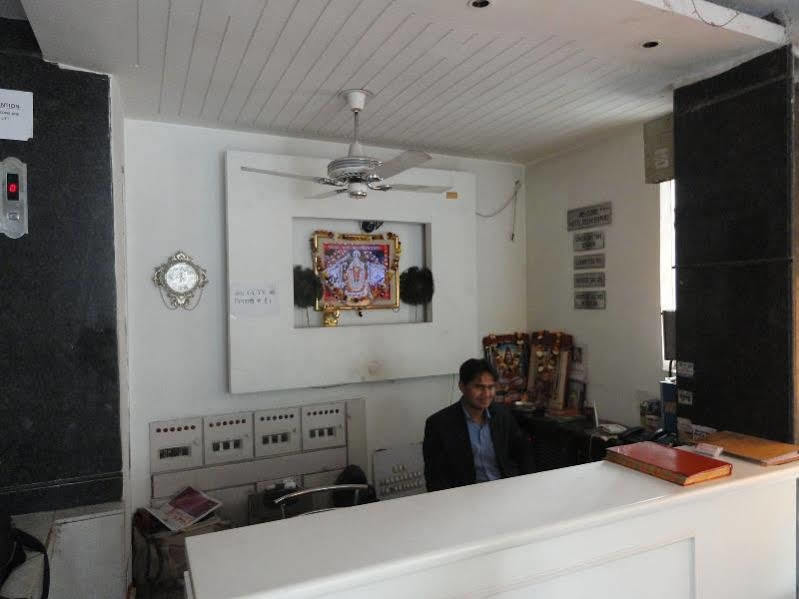 Hotel Delhi Empire Dx Paharganj Buitenkant foto
